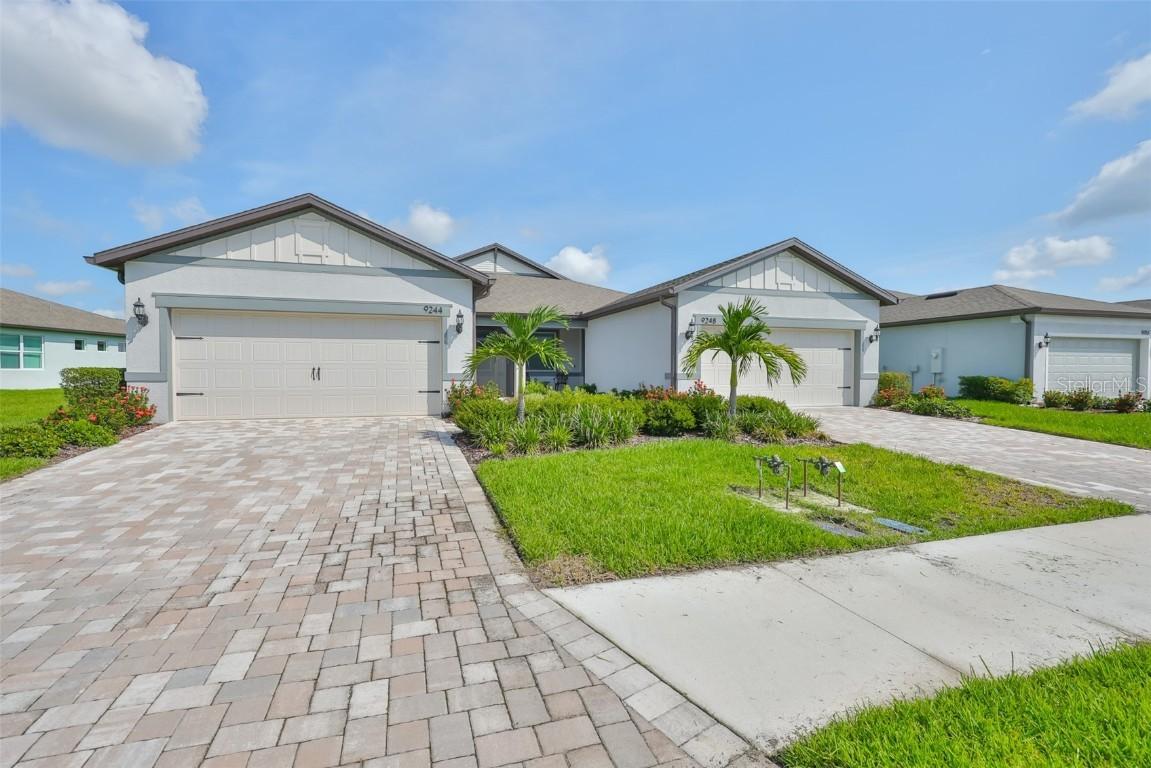 9244 Ballaster Pointe Loop, Parrish, FL 34219