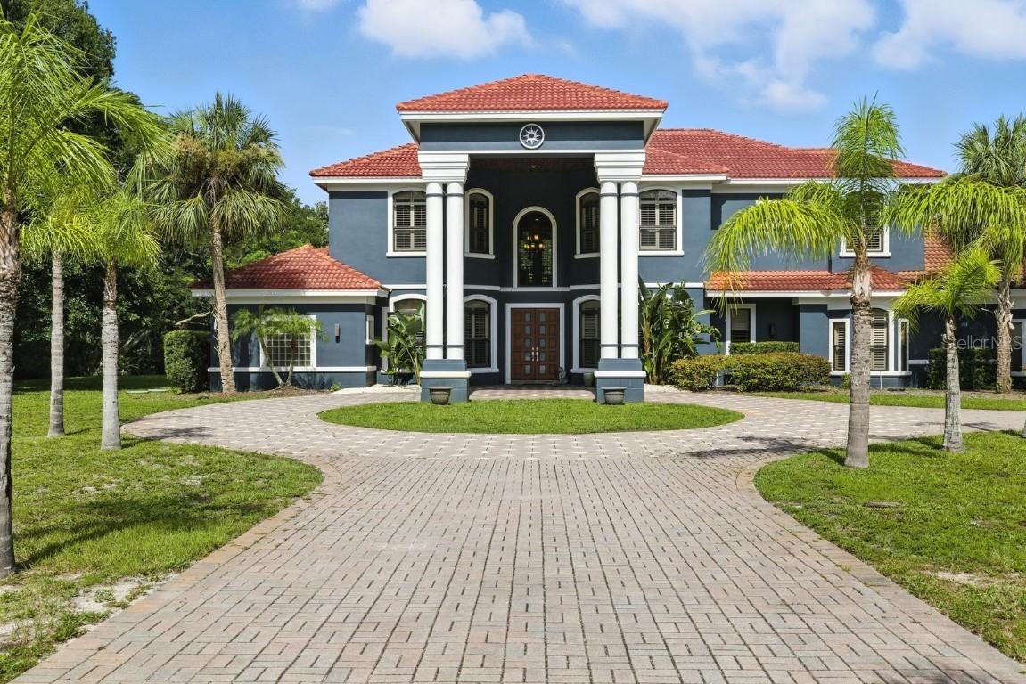 2555 Bryan Ln., Tarpon Springs, FL 34688