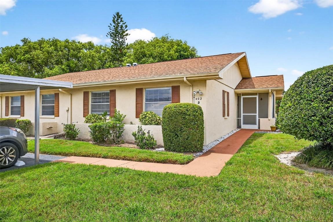 402 Finchley Ct. #B, Sun City Center, FL 33573