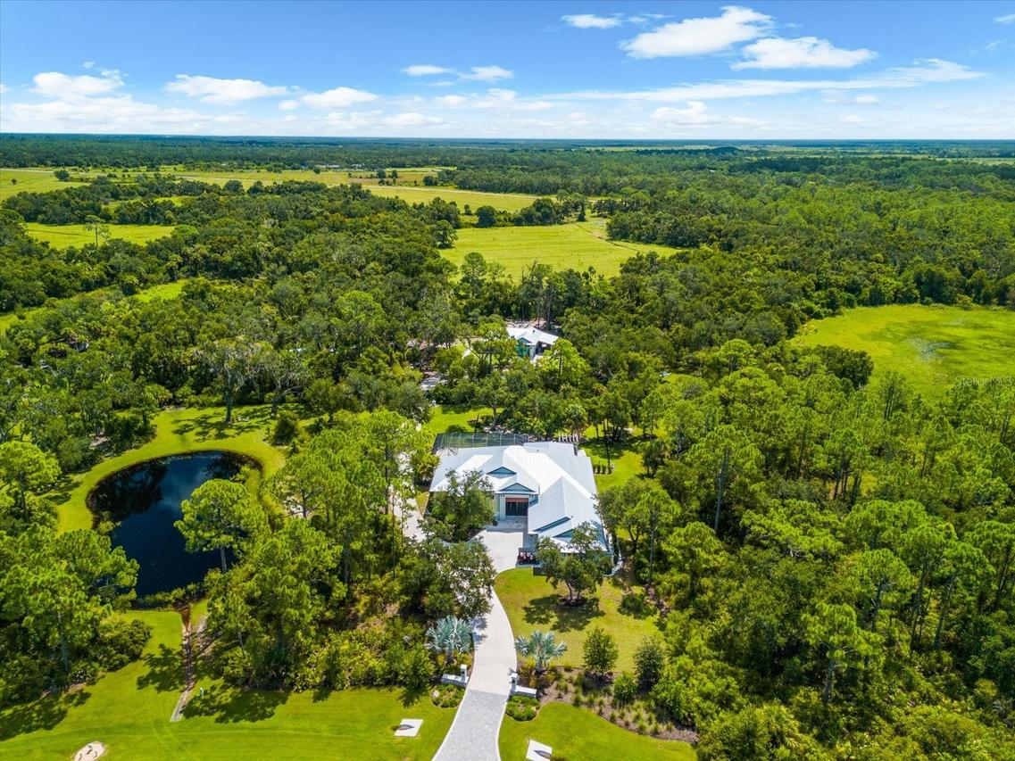 10808 Leafwing Dr., Sarasota, FL 34241