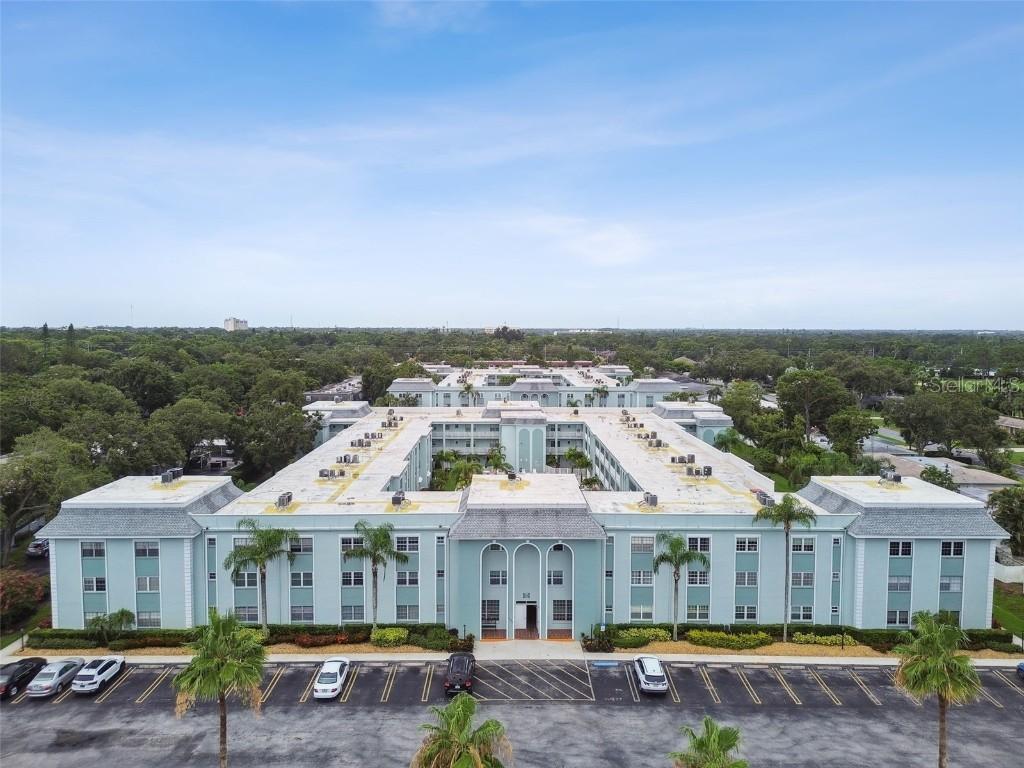 701 Poinsettia Rd. #124, Belleair, FL 33756