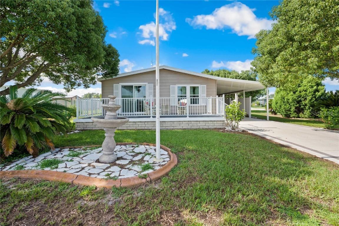 36732 Beth Ave., Zephyrhills, FL 33542