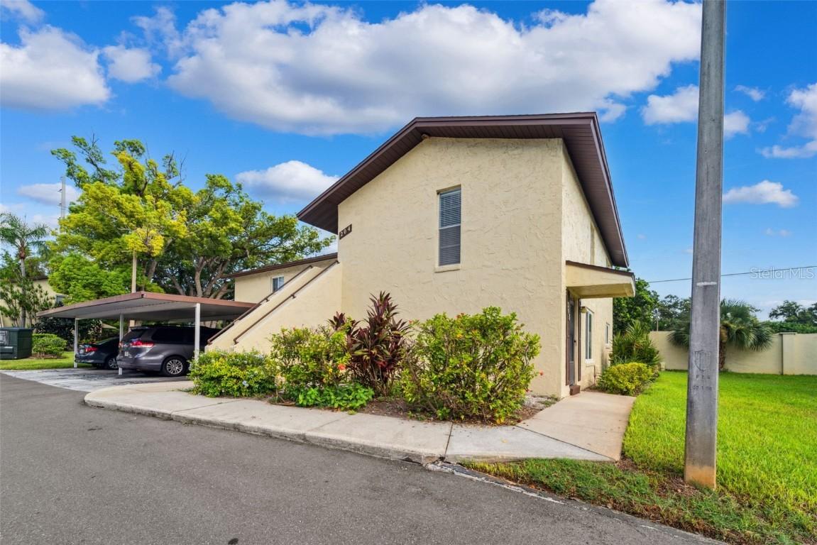 501 E Bay Dr. #204, Largo, FL 33770