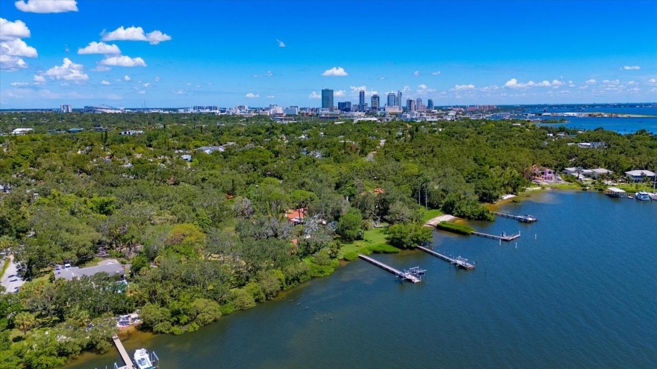 2660 Driftwood Rd., St Petersburg, FL 33705