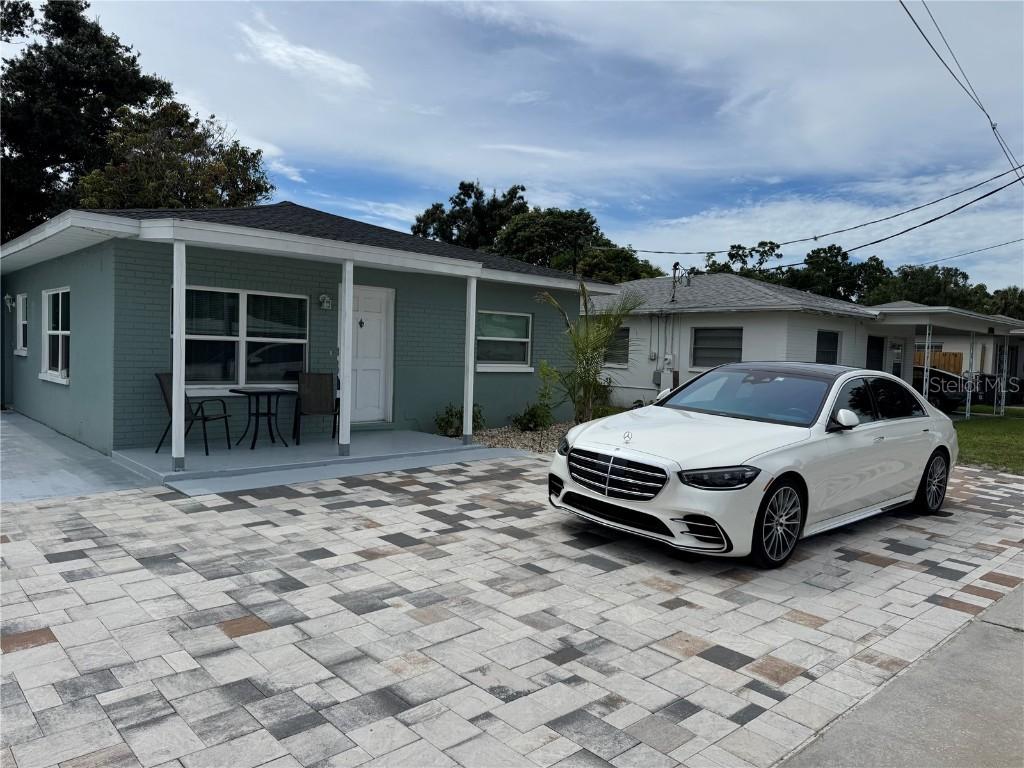 206 N Himes Ave., Tampa, FL 33609