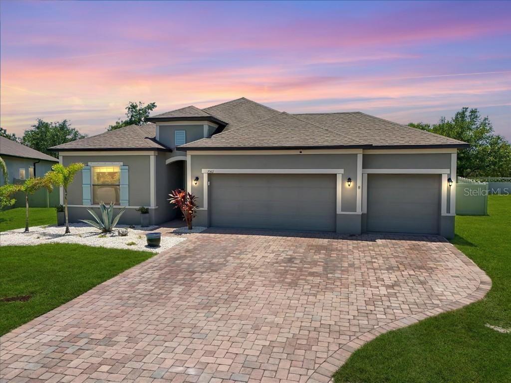 7501 37th Ave., Palmetto, FL 34221