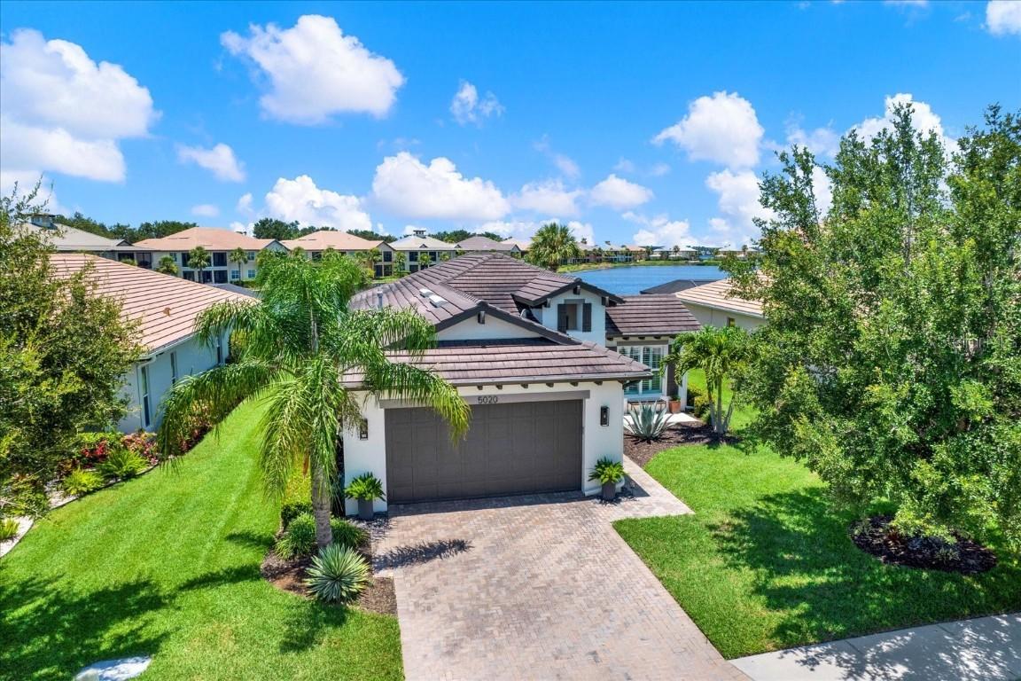 5020 Lake Overlook Ave., Bradenton, FL 34208