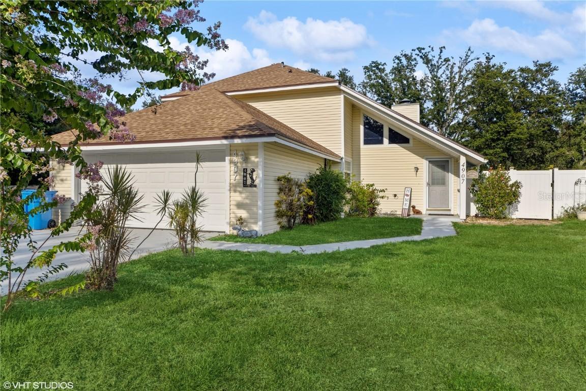 4907 Country Aire Ln., Tampa, FL 33624