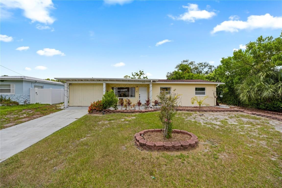 10226 N Valle Dr., Tampa, FL 33612