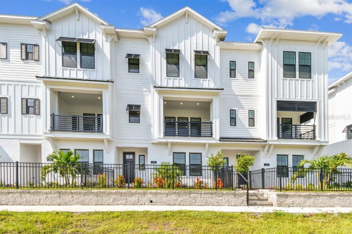 7220 Sutton Ln., Sarasota, FL 34240