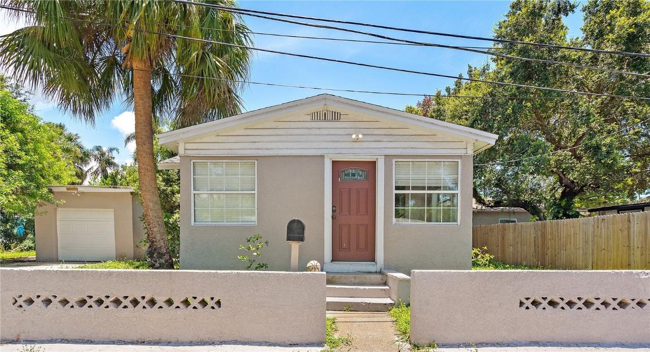 1145 E Palm Bluff St., Clearwater, FL 33755