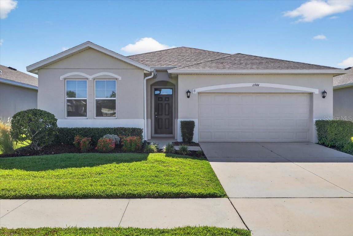 11944 Cross Vine Dr., Riverview, FL 33579