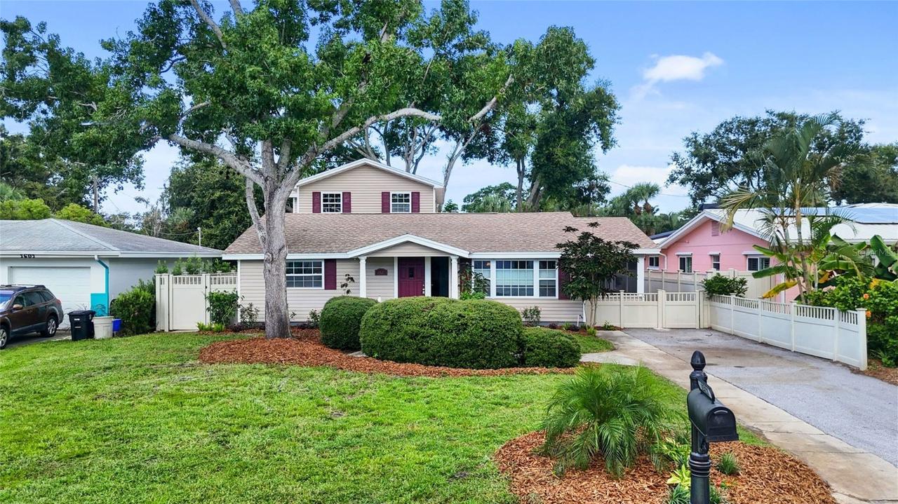 1521 60th St., Gulfport, FL 33707