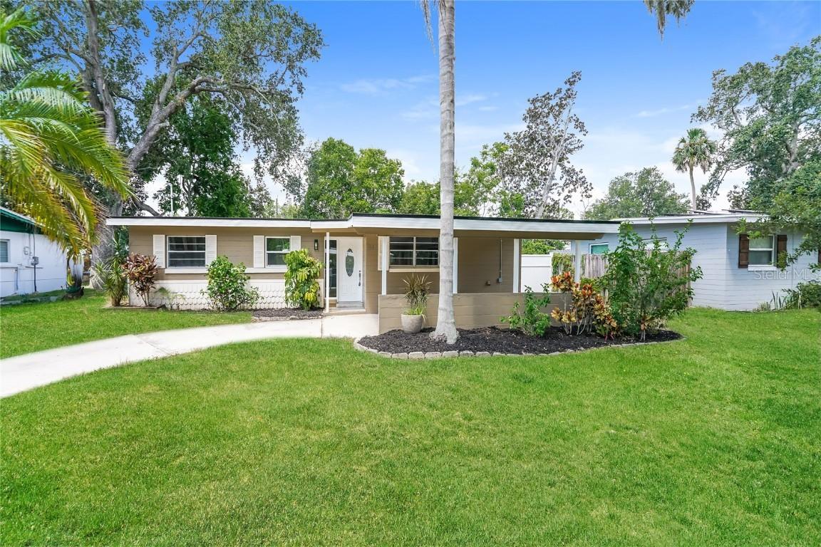 2274 Sherwood Dr., South Daytona, FL 32119