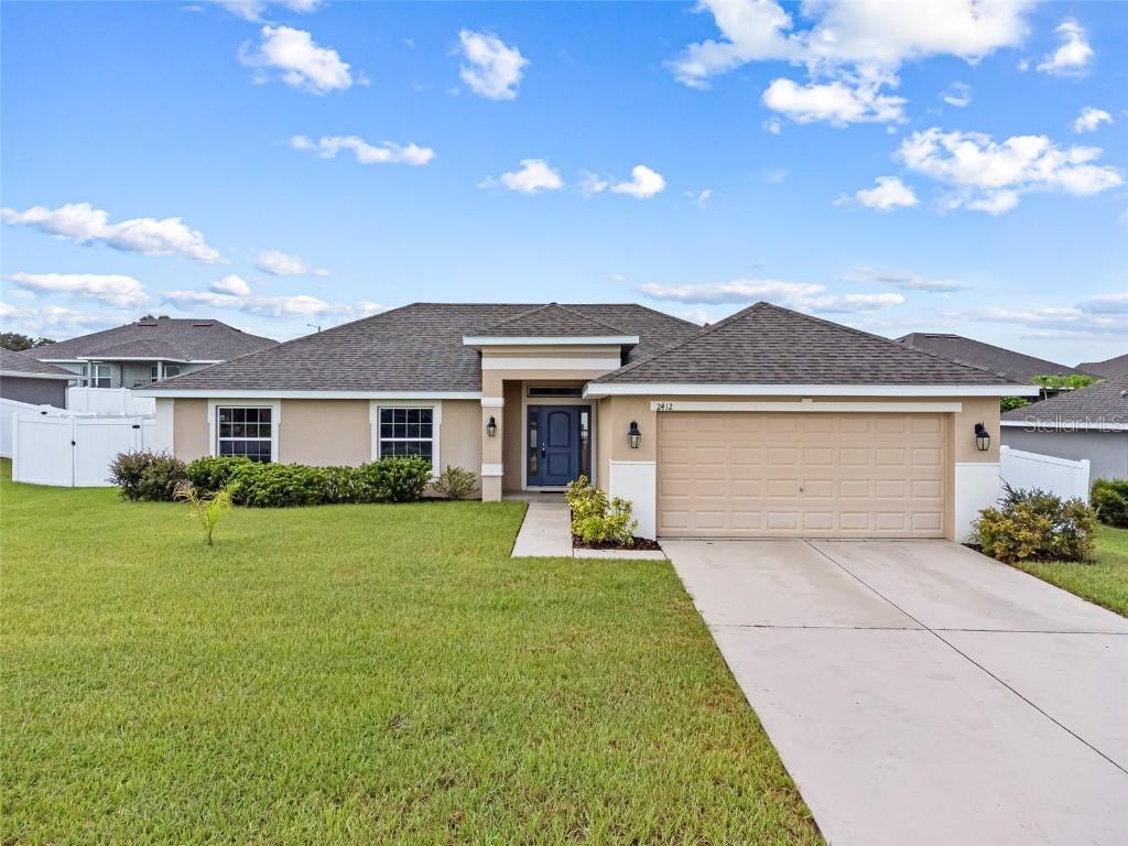 2412 Twin Lake View Rd., Winter Haven, FL 33881