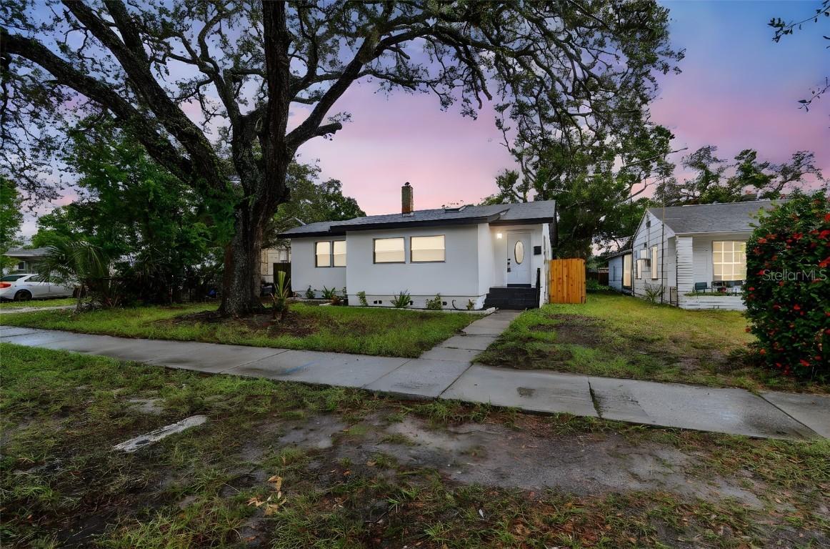 4548 18th Ave., St Petersburg, FL 33711