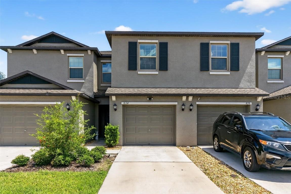 824 Royal Empress Dr., Ruskin, FL 33570
