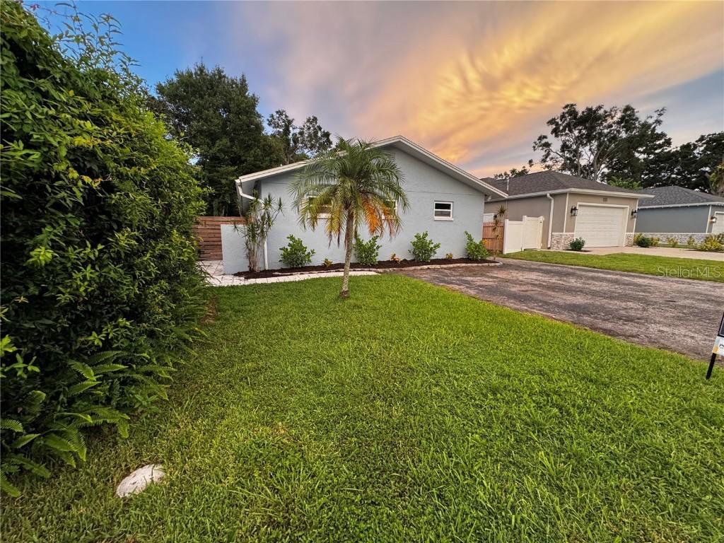 7645 N 55th St., Pinellas Park, FL 33781