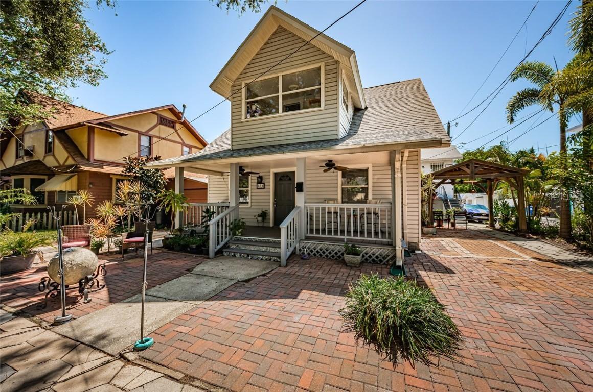 833 1st St., St Petersburg, FL 33701