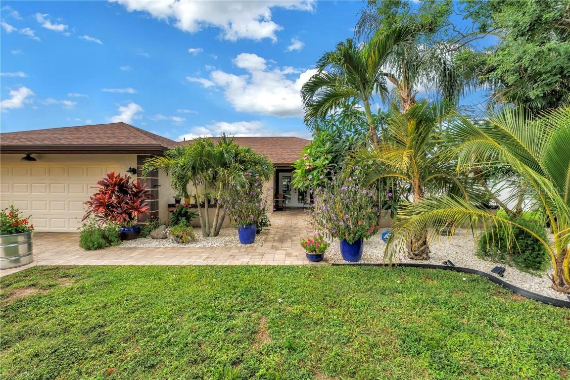10842 99th Pl., Seminole, FL 33772