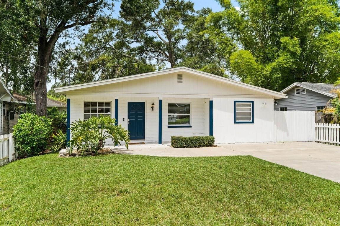6908 N Lynn Ave., Tampa, FL 33604