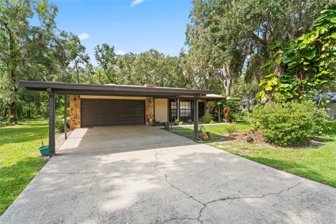 709 E Drew St., Plant City, FL 33563