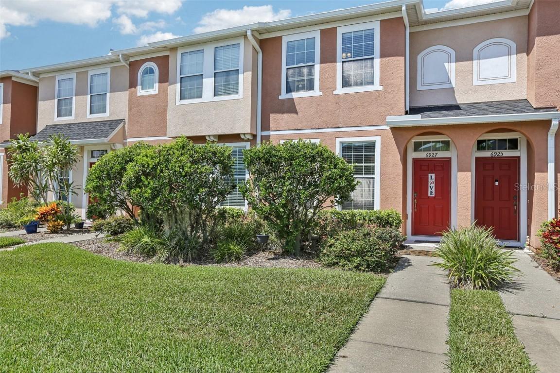 6927 Towering Spruce Dr., Riverview, FL 33578