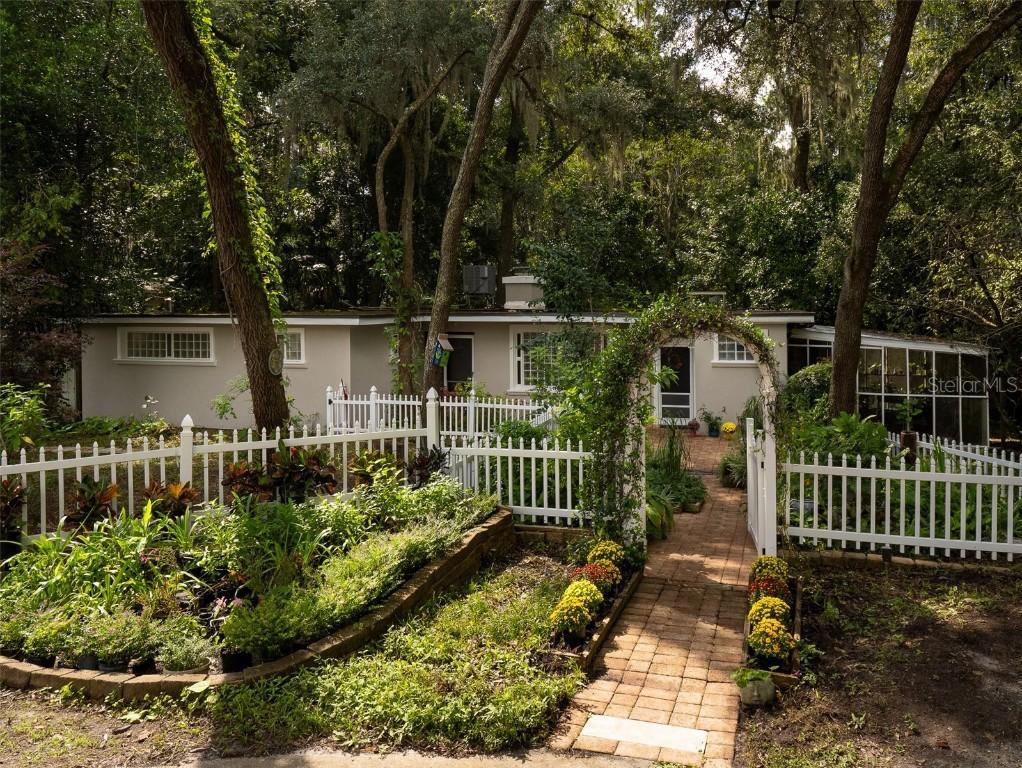 501 NW 37th Ave., Gainesville, FL 32609