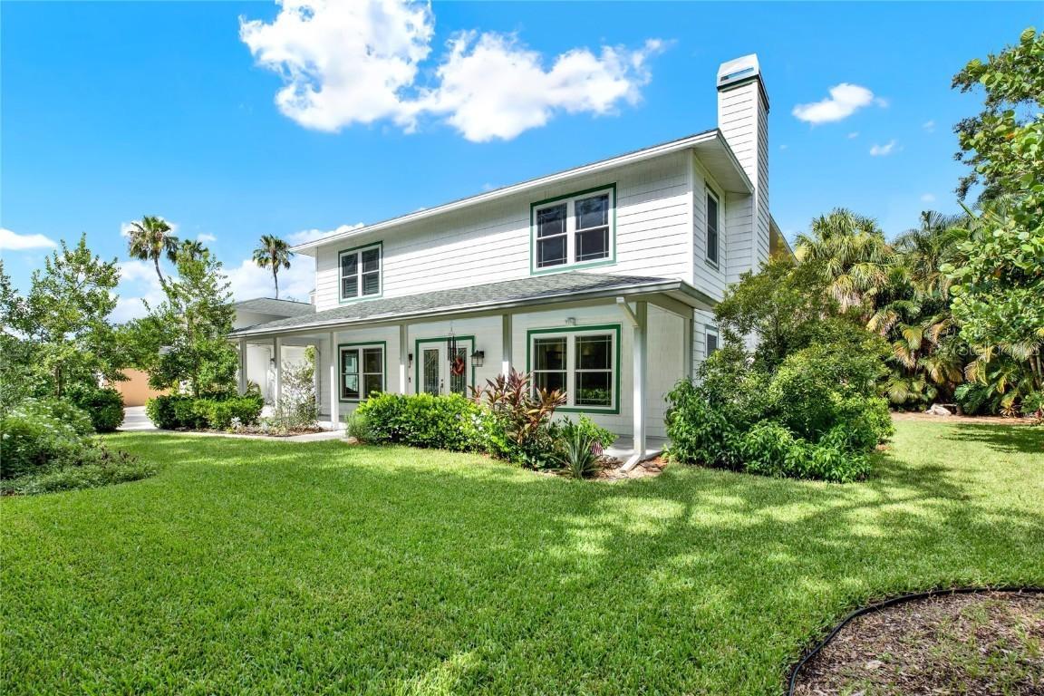 430 Wildwood Way, Belleair, FL 33756