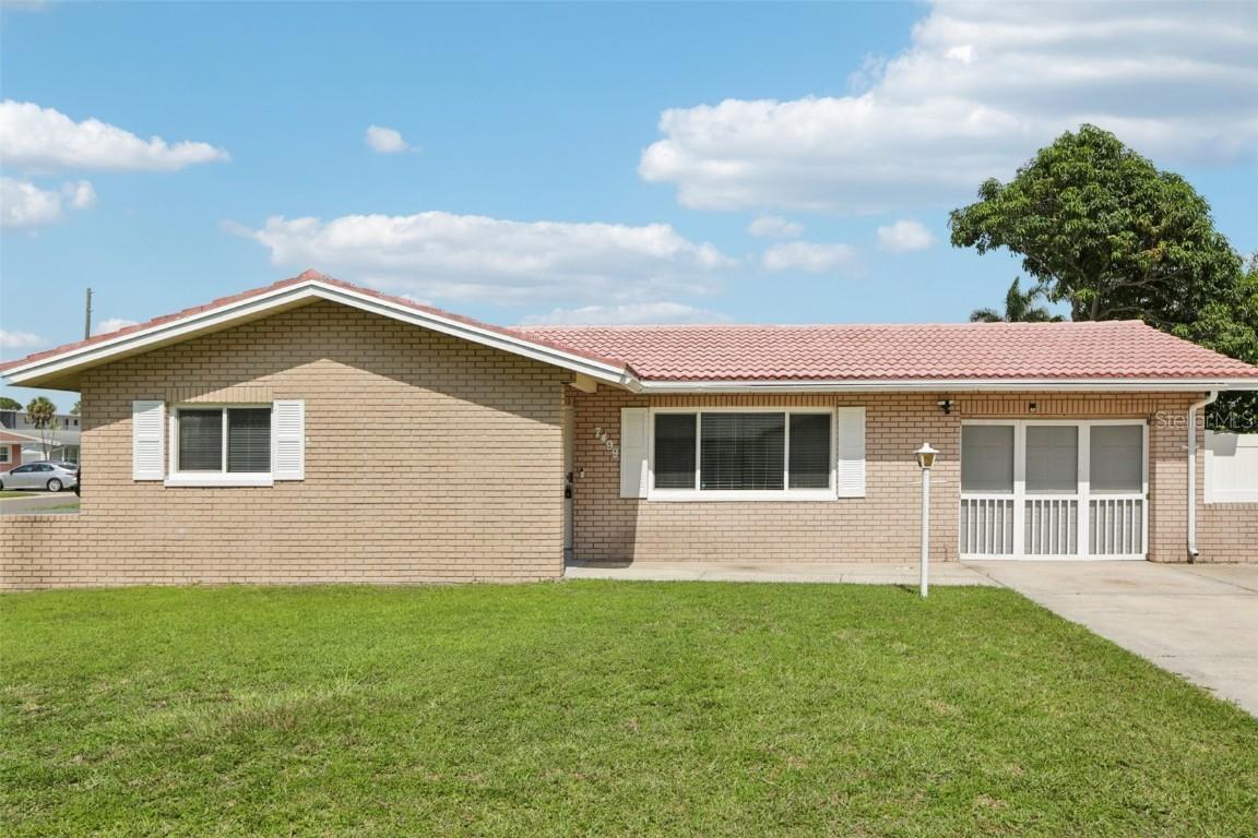7499 7th St., St Petersburg, FL 33702