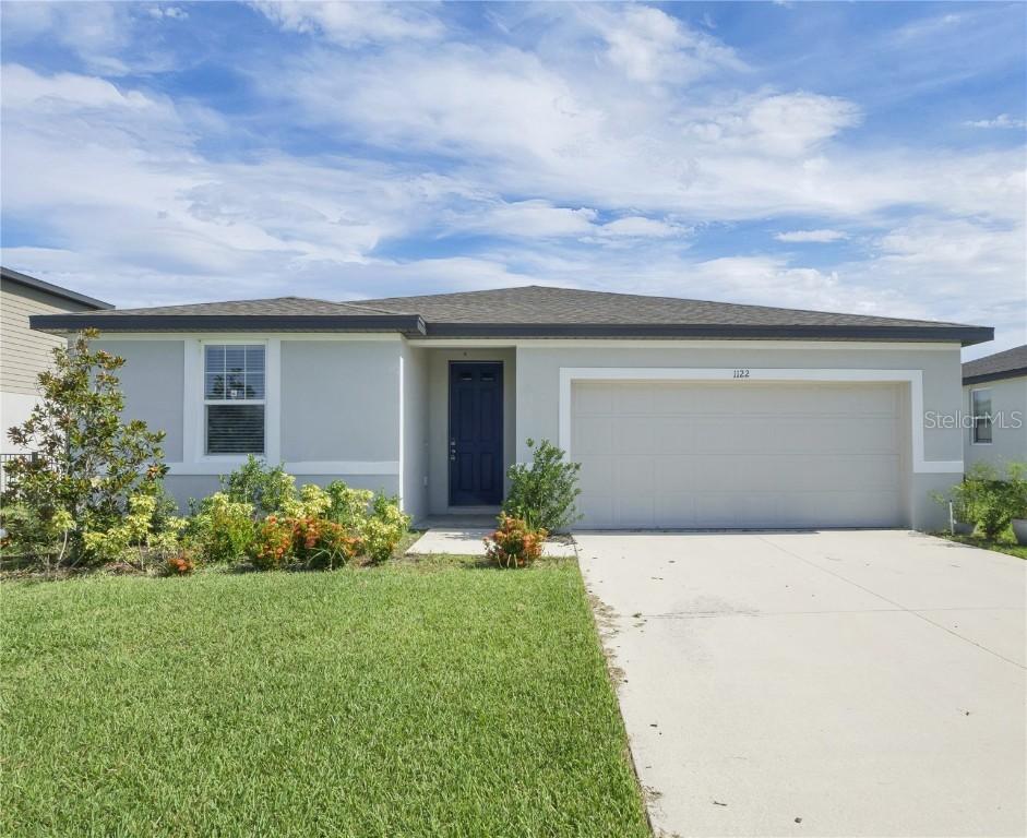 1122 Oak Valley Dr., Auburndale, FL 33823