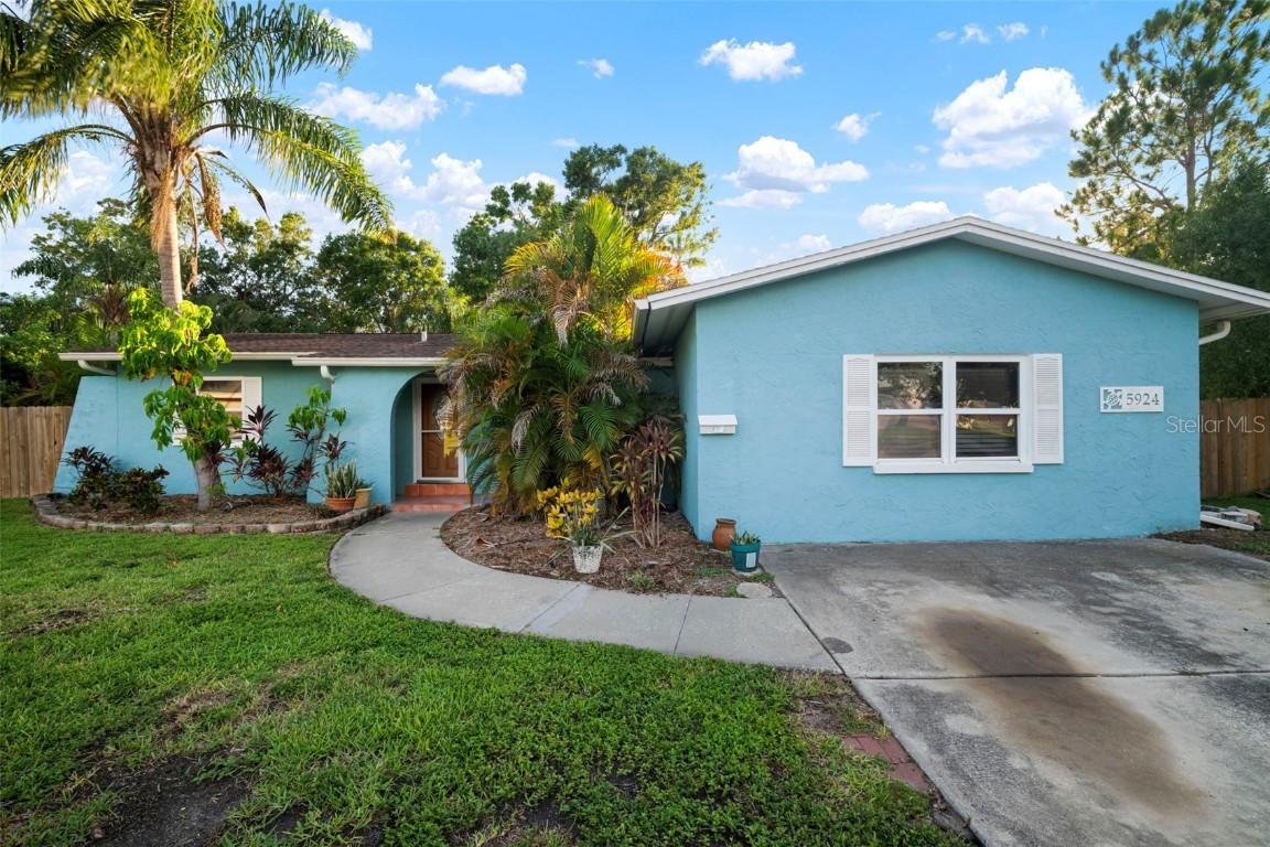 5924 16th Ln., St Petersburg, FL 33703