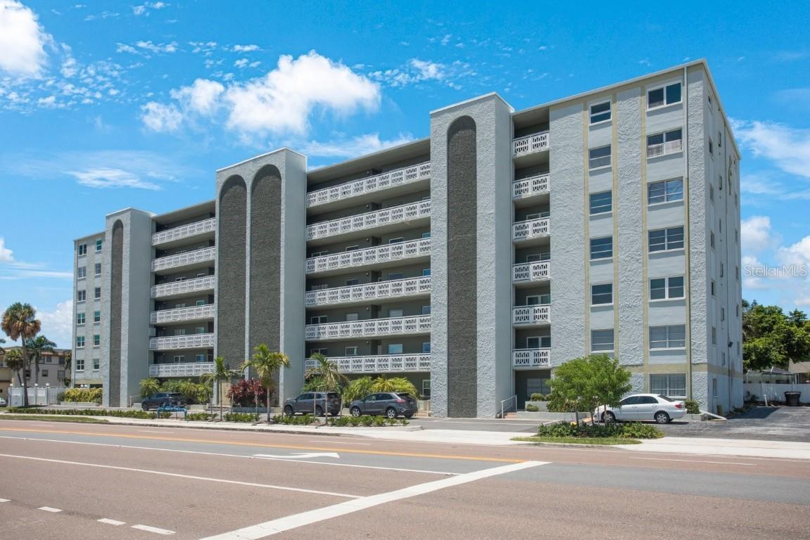 7321 Central Ave. #701, St Petersburg, FL 33710