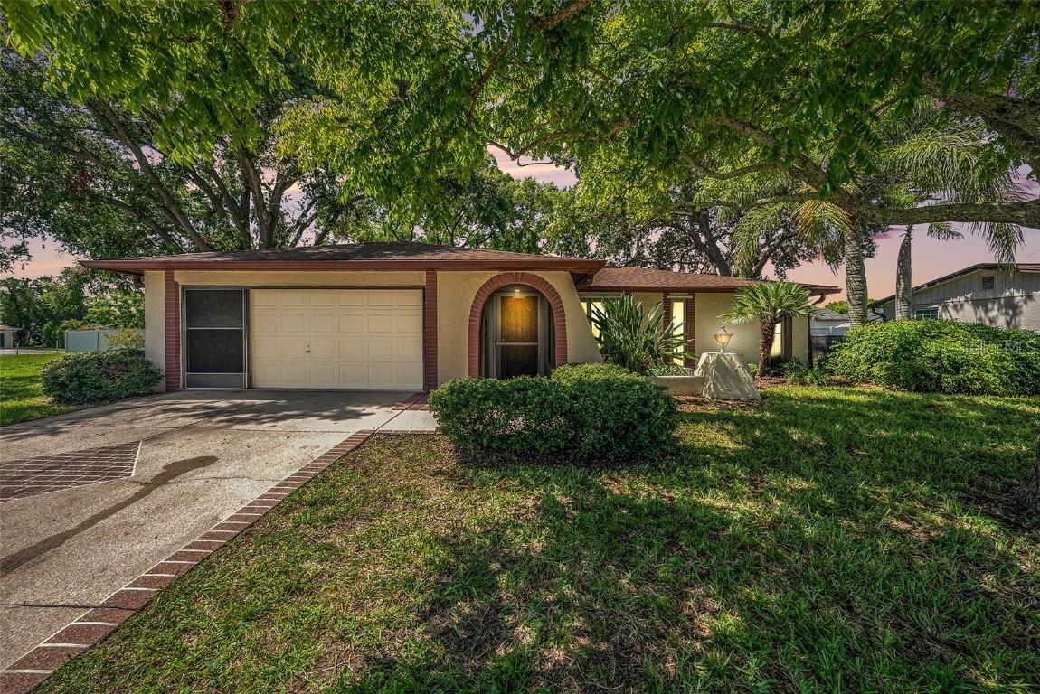 7130 Embassy Blvd., Port Richey, FL 34668