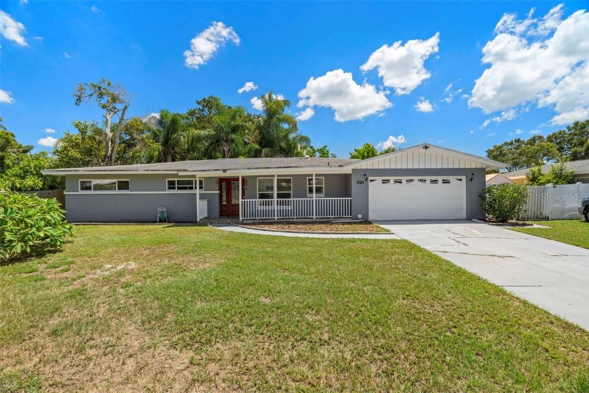 1571 Jeffords St., Clearwater, FL 33756