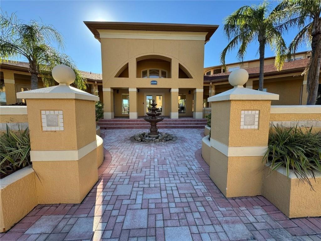 4312 Bayside Village Dr. #204, Tampa, FL 33615