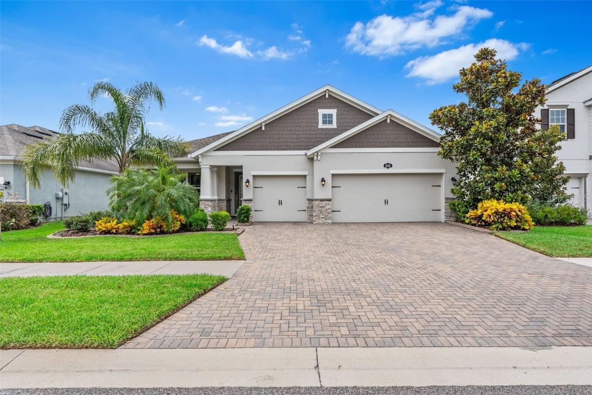 18208 Roseate Dr., Lutz, FL 33558