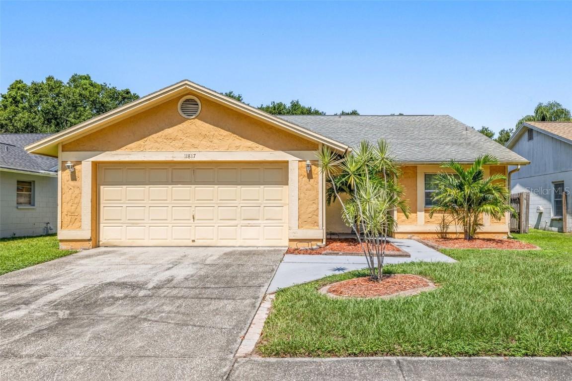 11817 Cedarfield Dr., Riverview, FL 33579