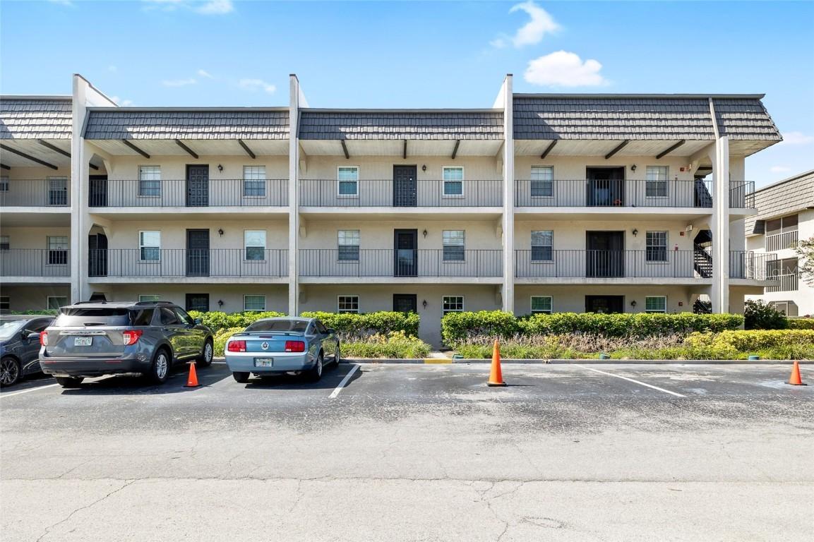 8765 Bardmoor Blvd. #107, Seminole, FL 33777