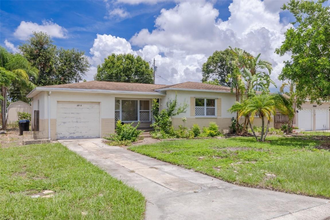 3593 Benson Ave., St Petersburg, FL 33713