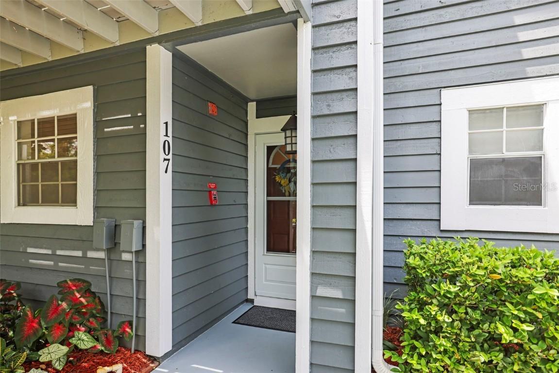 2101 Fox Chase Blvd. #107, Palm Harbor, FL 34683