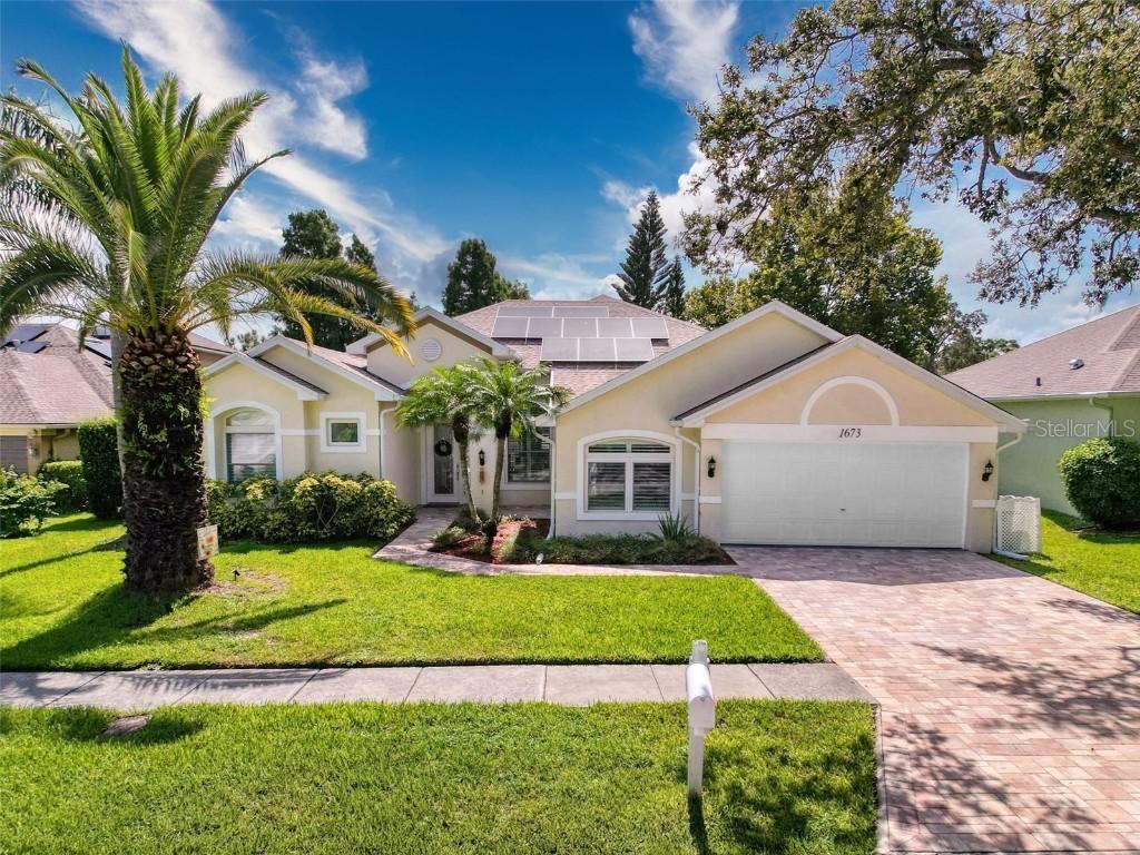 1673 Oak Park Ct., Tarpon Springs, FL 34689
