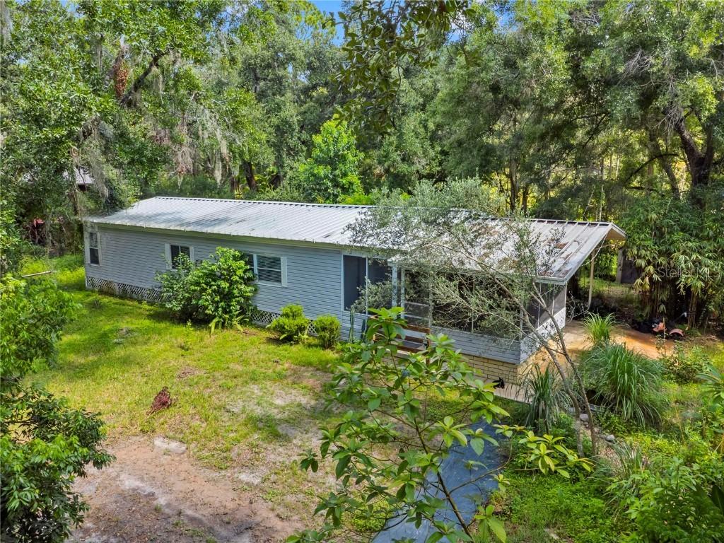 38545 County Line Rd., Zephyrhills, FL 33540