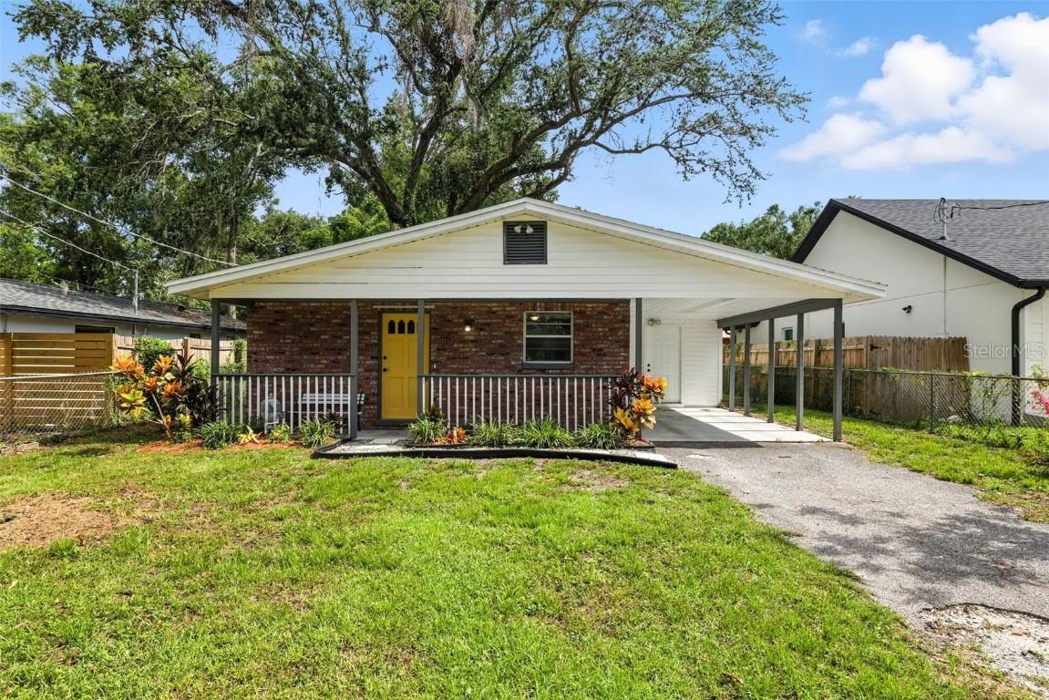 1805 E Knollwood St., Tampa, FL 33610