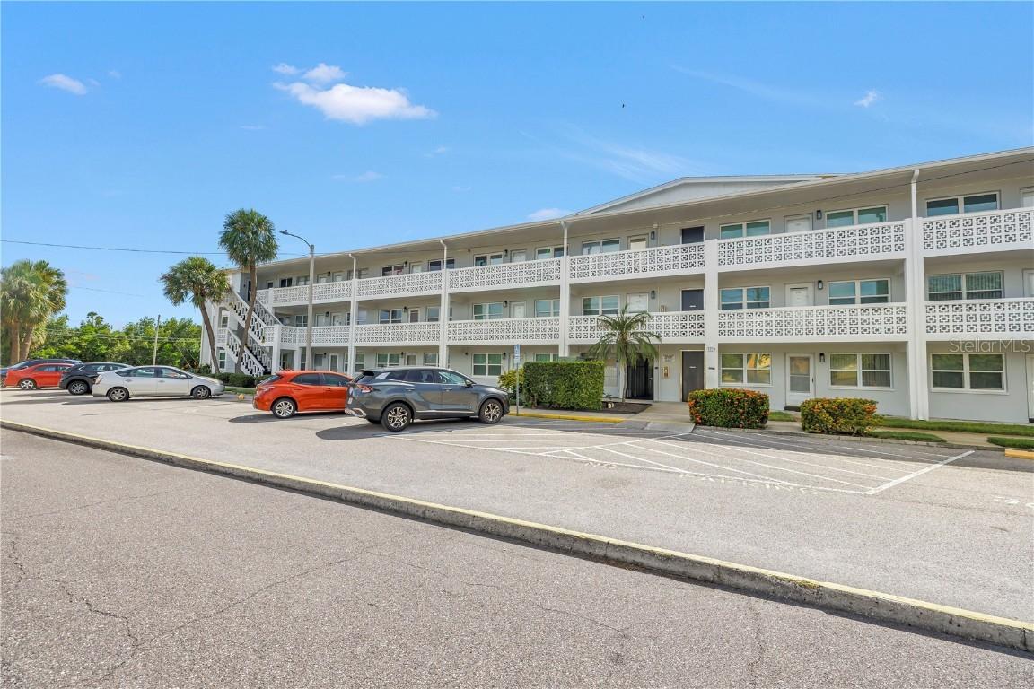 7770 Dr Martin Luther King Jr St. #203, St Petersburg, FL 33702