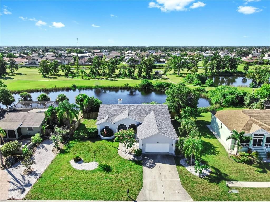 832 Birdie Way, Apollo Beach, FL 33572