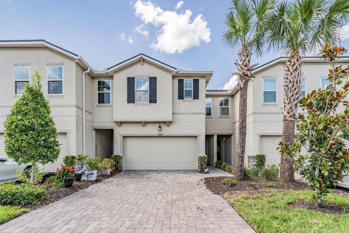 19385 Blue Pond Dr., Lutz, FL 33558