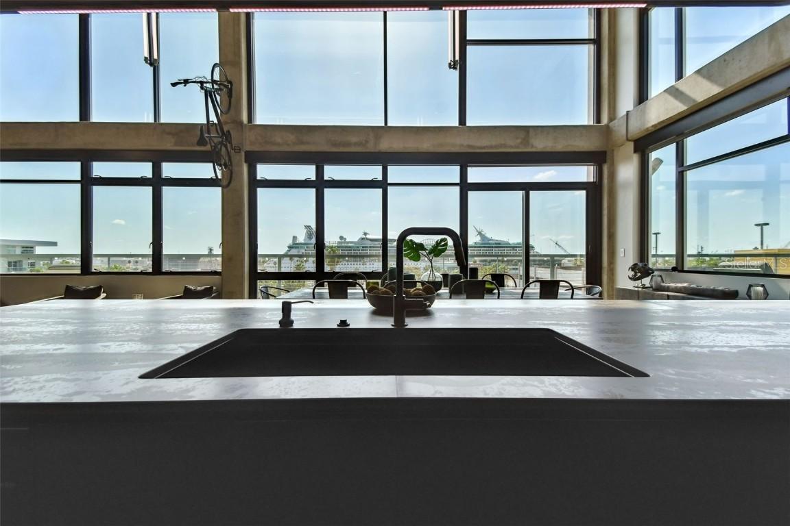 101 S 12th St. #612, Tampa, FL 33602