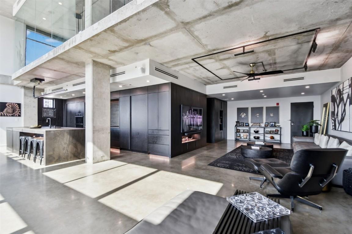 101 S 12th St. #612, Tampa, FL 33602