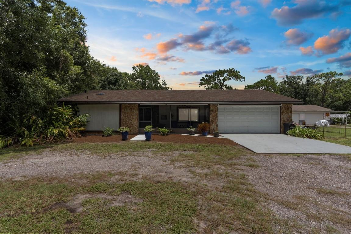 17635 Eagle Ln., Lutz, FL 33558